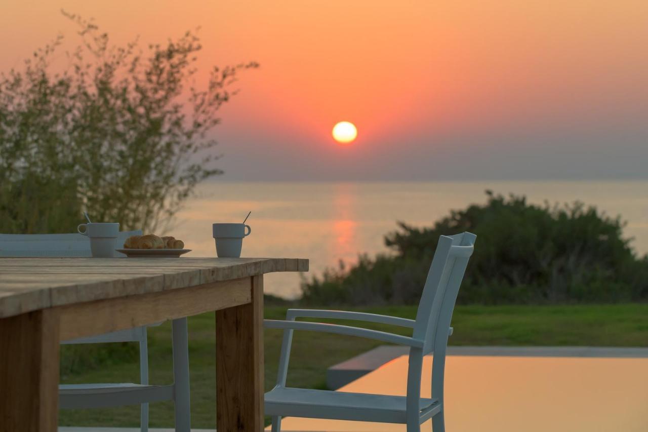 Villa Albatross Beach Front Villas Gennadi